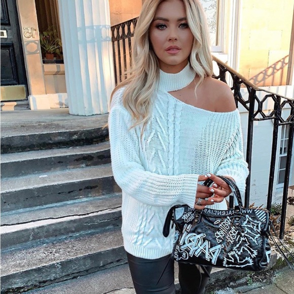 🔴Bare Shoulder Cable Knit Sweater - Picture 2 of 8